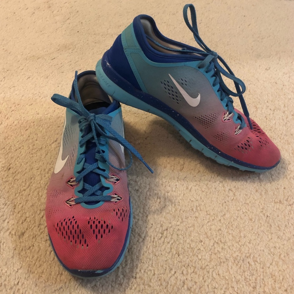 ⭐️NIKE⭐️ Free Run TR 3 | Size 7 | Blue/Pink